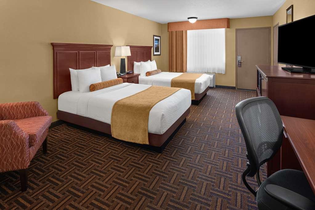 Best Western Plus Redondo Beach Inn מראה חיצוני תמונה