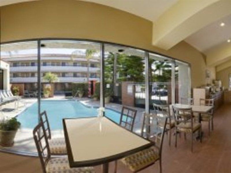 Best Western Plus Redondo Beach Inn מראה חיצוני תמונה